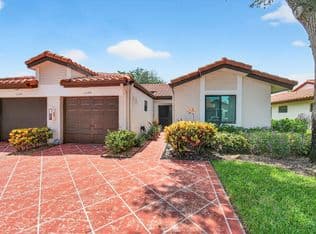 2-bedroom Condo — 6248 Kings Gate Circle, Delray Beach, 33484