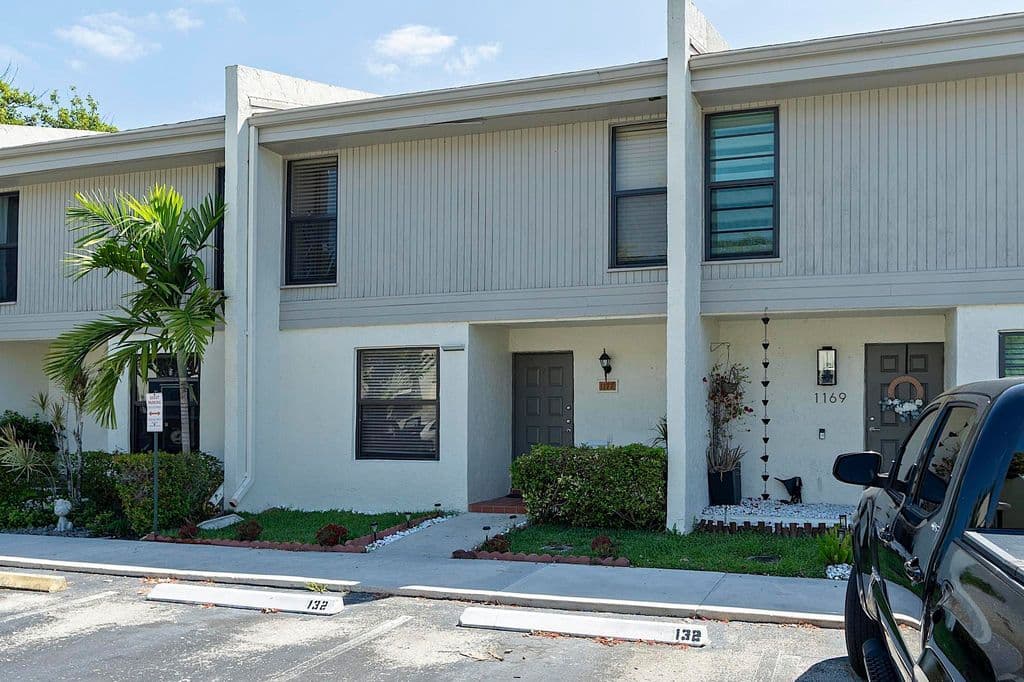 3+1 Mülk — 1177 NW 98th Terrace #132
