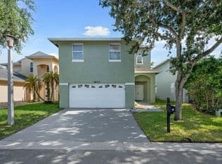 4+1 Müstakil ev — 3840 NW 23RD Place, Coconut Creek, 33066