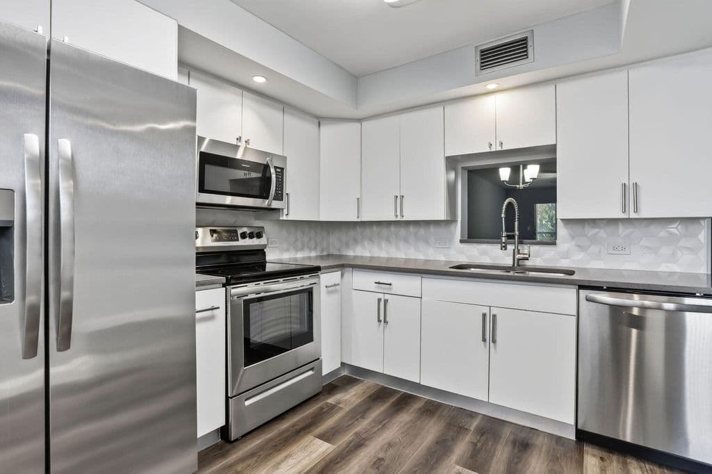 2+1 Condo — 3001 Portofino Isle #G3