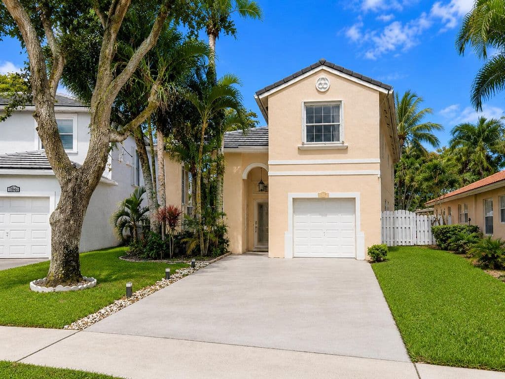 3-bedroom Single-Family Home — 5655 La Quinta Court