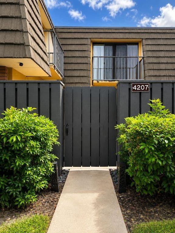 2-bedroom Property — 4207 42ND Way