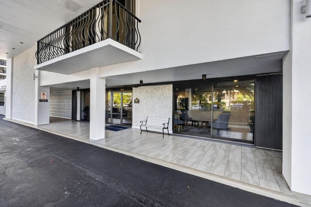 1-bedroom Condo — 1200 Marine Way #Bd2