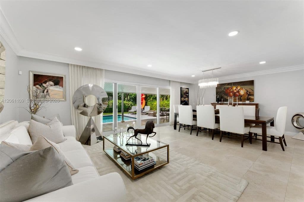 4-bedroom Single-Family Home — 1208 Hardee Rd