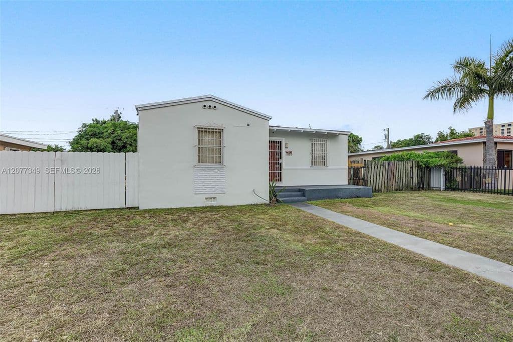 2-bedroom Single-Family Home — 3940 NW 2nd St