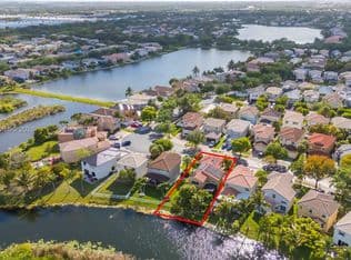4-bedroom Single-Family Home — 1941 SW 148th Way, Miramar, 33027