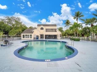 2-bedroom Condo — 3461 NW 44th St APT 102, Fort Lauderdale, 33309