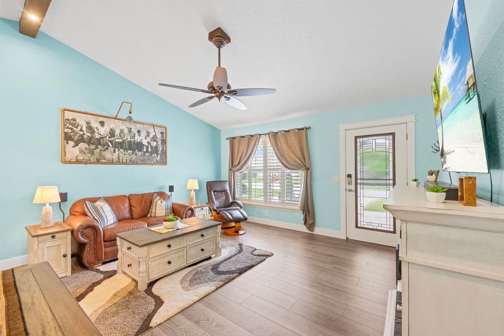 3-bedroom Single-Family Home — 128 Banyan Circle