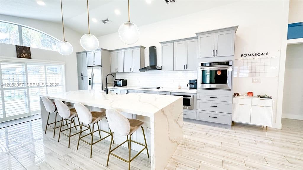 3-bedroom Single-Family Home — 18795 NW 24th Ct
