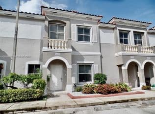 2+1 Townhouse — 14055 SW 49th St #6, Miramar, 33027