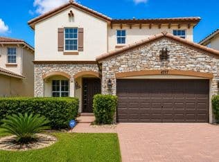 5-bedroom Single-Family Home — 4777 Capital Drive, Lake Worth, 33463