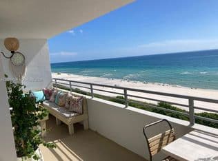 2-bedroom Condo — 5555 Collins Ave APT 10G, Miami Beach, 33140