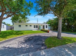 3-bedroom Single-Family Home — 320 NE 59th Ct, Fort Lauderdale, 33334