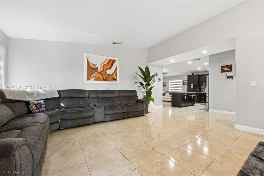 3+1 Müstakil ev — 16520 SW 99th St