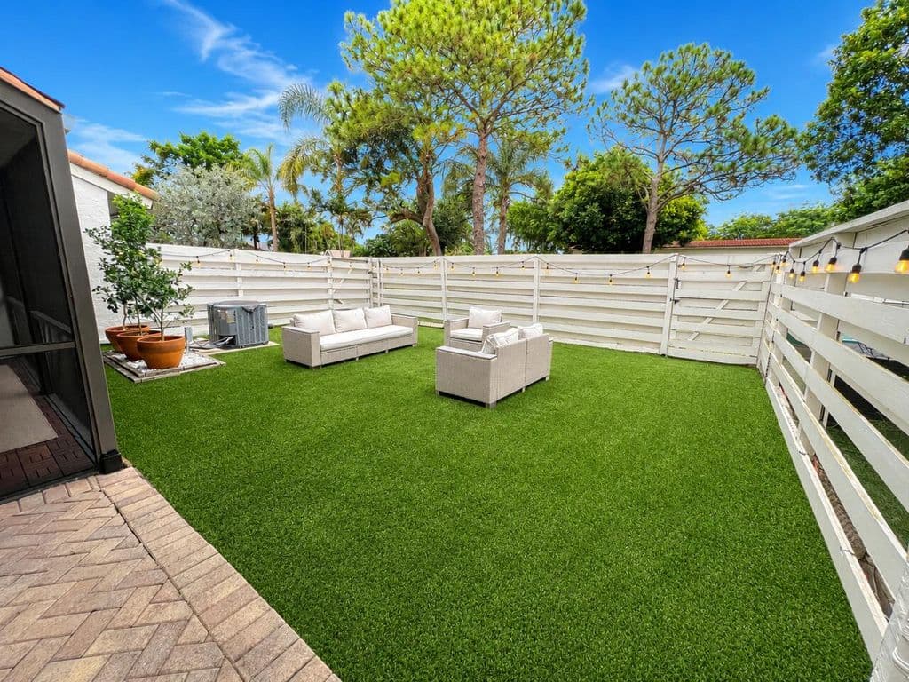 2-bedroom Property — 21596 Coronado Avenue