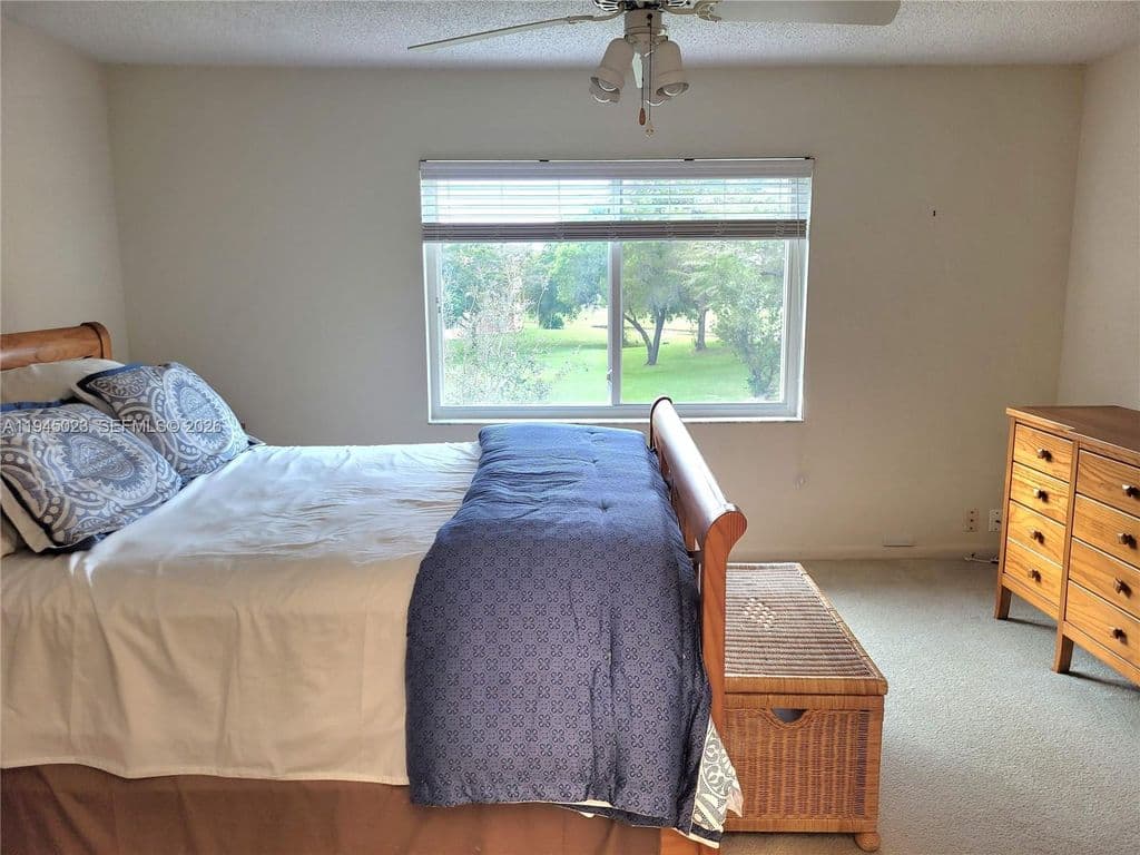 2+1 Condo — 9861 Sunrise Lakes Blvd APT 310