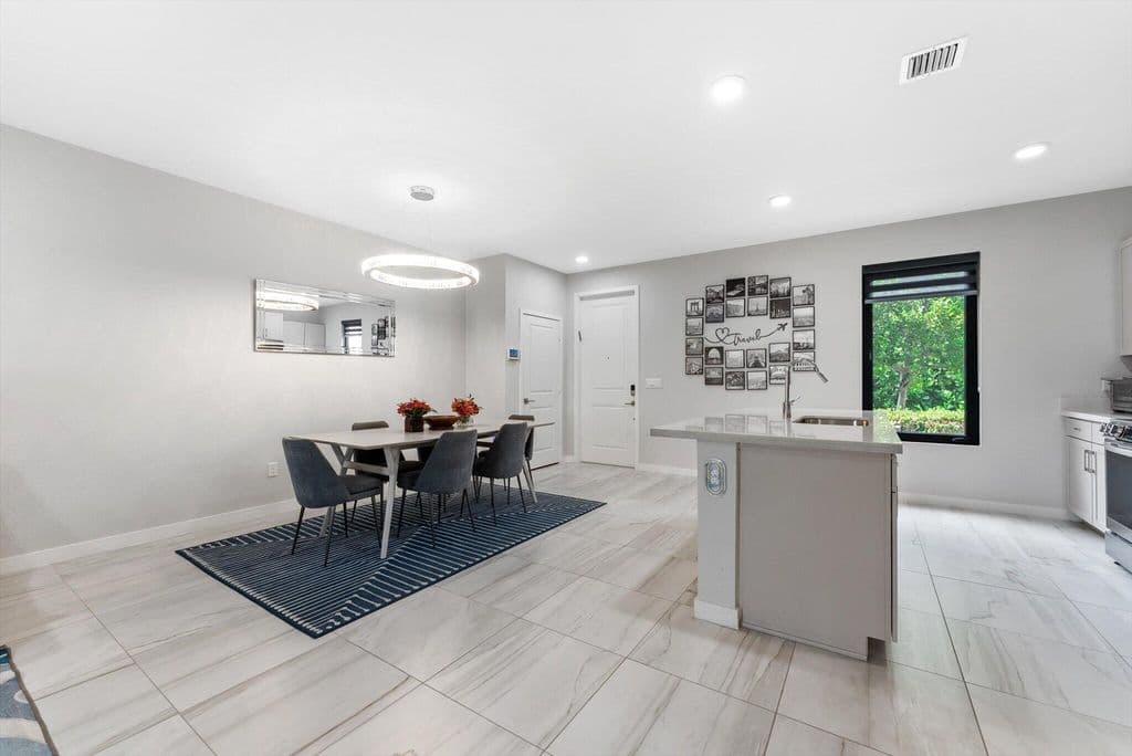 3-bedroom Property — 405 NW 17th Street