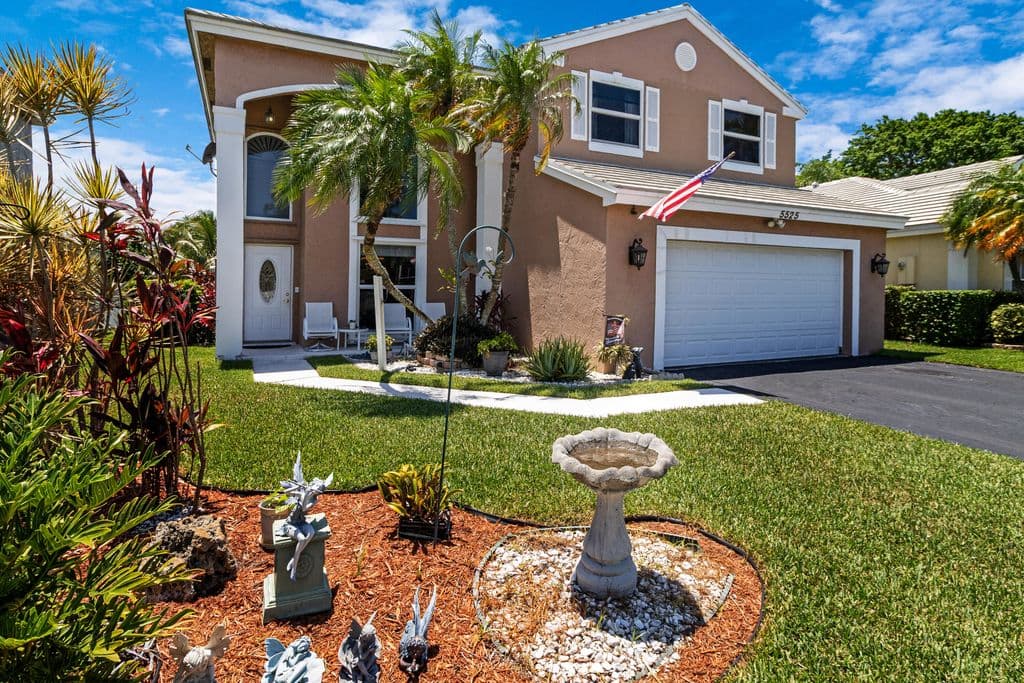 3-bedroom Single-Family Home — 5525 NW 54th Circle