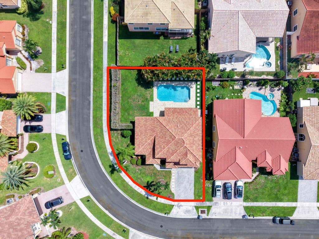4+1 Mülk — 9340 Lake Serena Drive