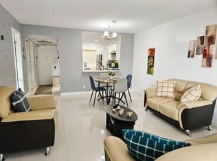 1+1 Condo — 8818 W McNab Rd APT 303, Tamarac, 33321