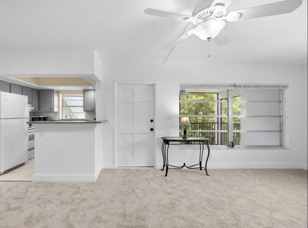 2-bedroom Condo — 651 PINE Drive #201