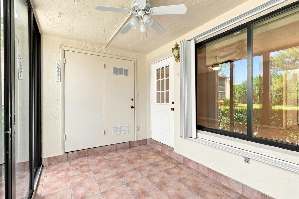 2+1 Condo — 314 Knotty Pine Circle #C-1