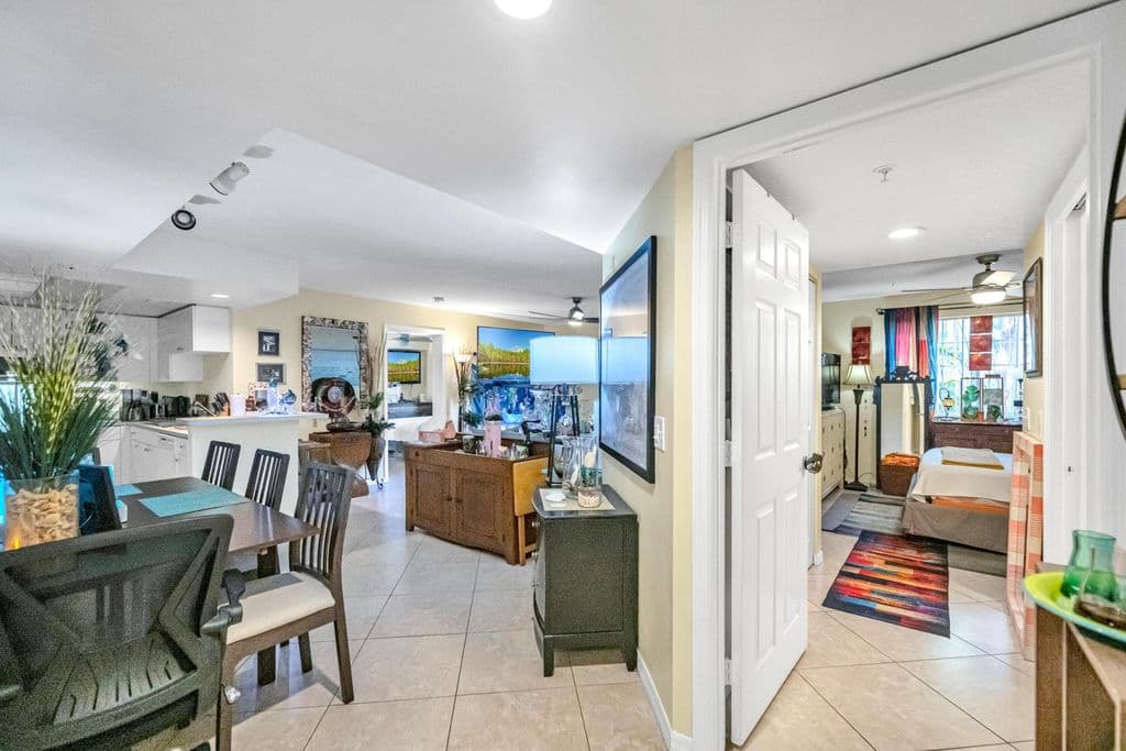 2-bedroom Condo — 2119 SE 10th Avenue #901