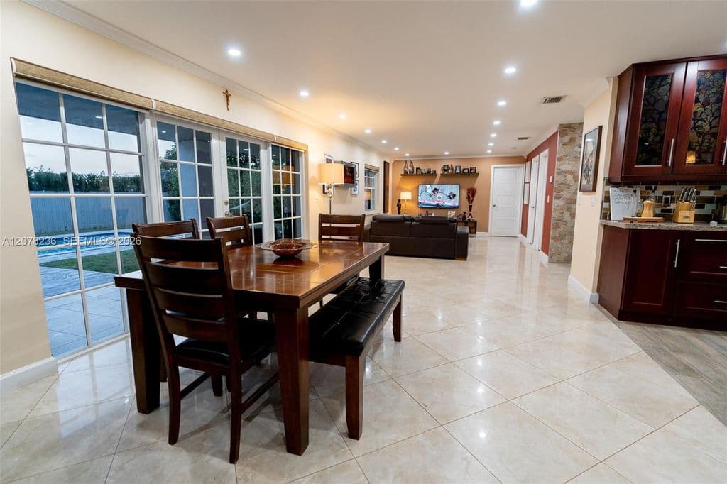 3+1 Müstakil ev — 15420 SW 156th Ter