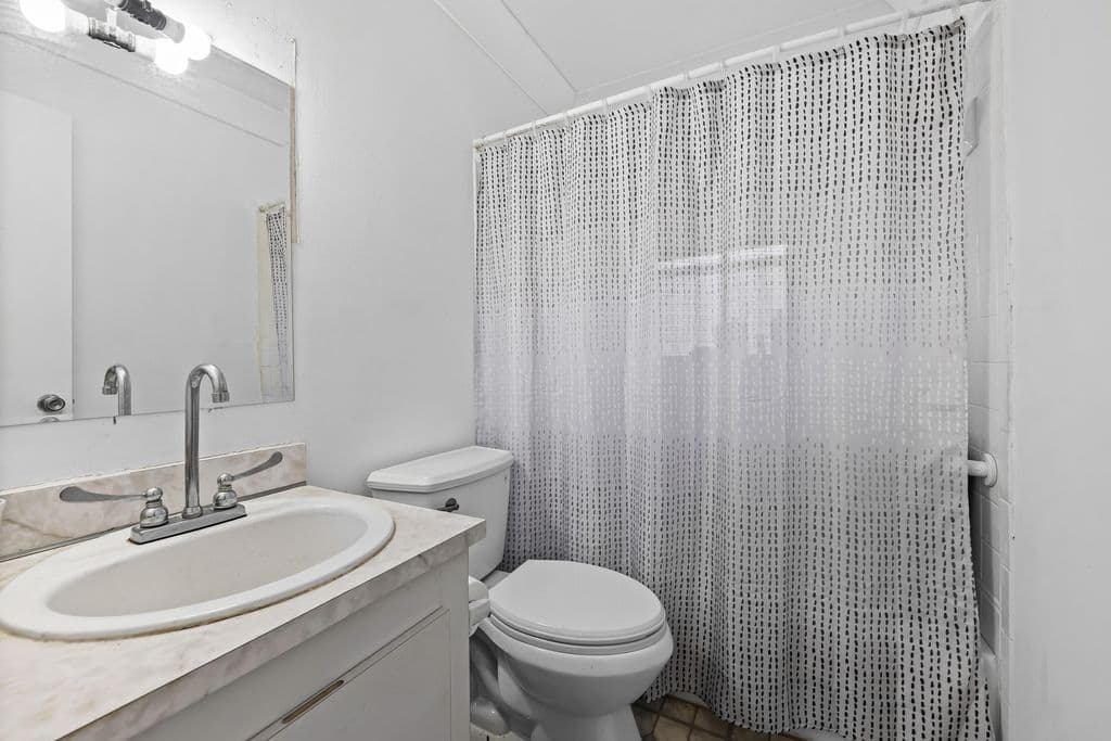 2+1 Müstakil ev — 6296 CARTHAGE Circle N