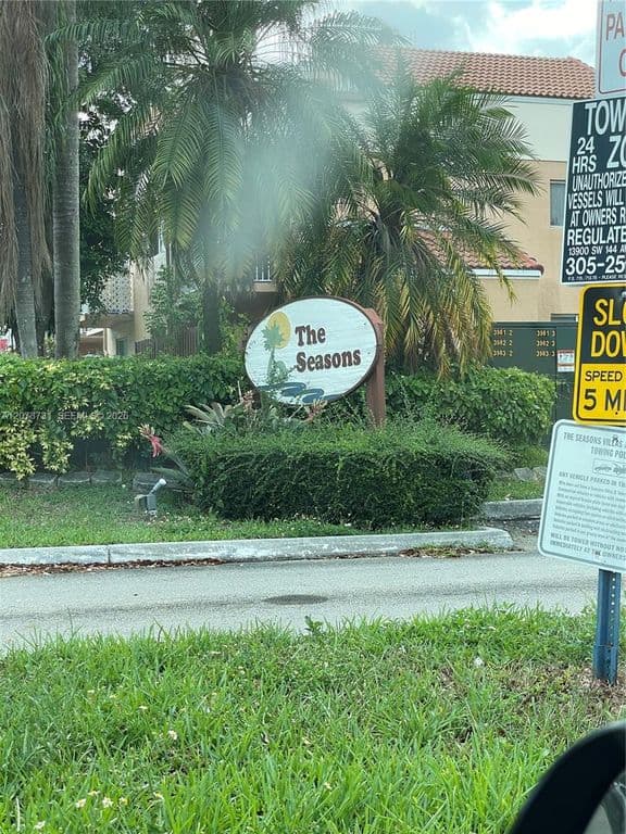 2+1 Condo — 14911 SW 80th St APT 203
