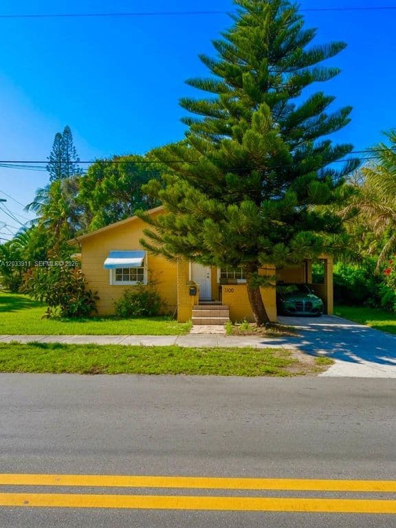 3-bedroom Single-Family Home — 1100 N 24th Ave