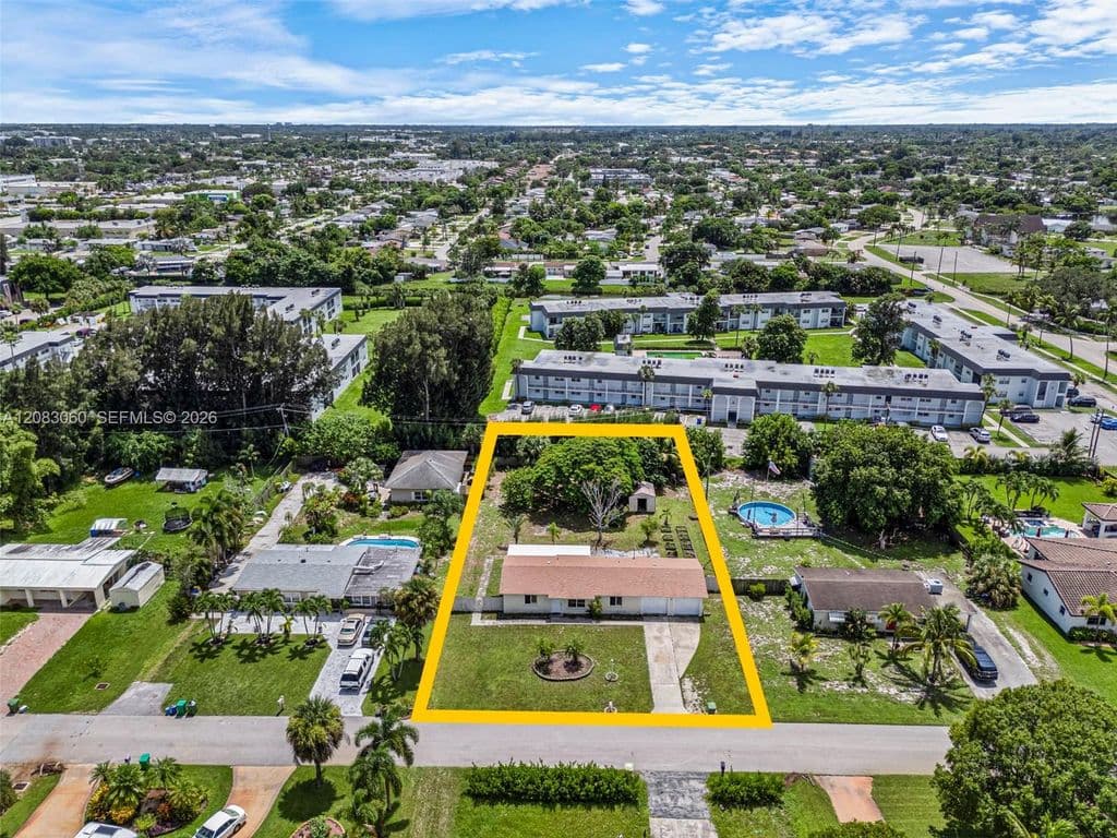 3+1 Müstakil ev — 3180 Carol Ave