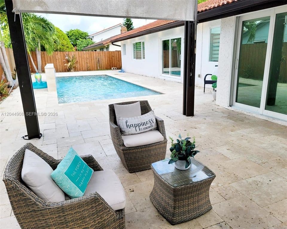 4+1 Müstakil ev — 6324 NW 201st Ln