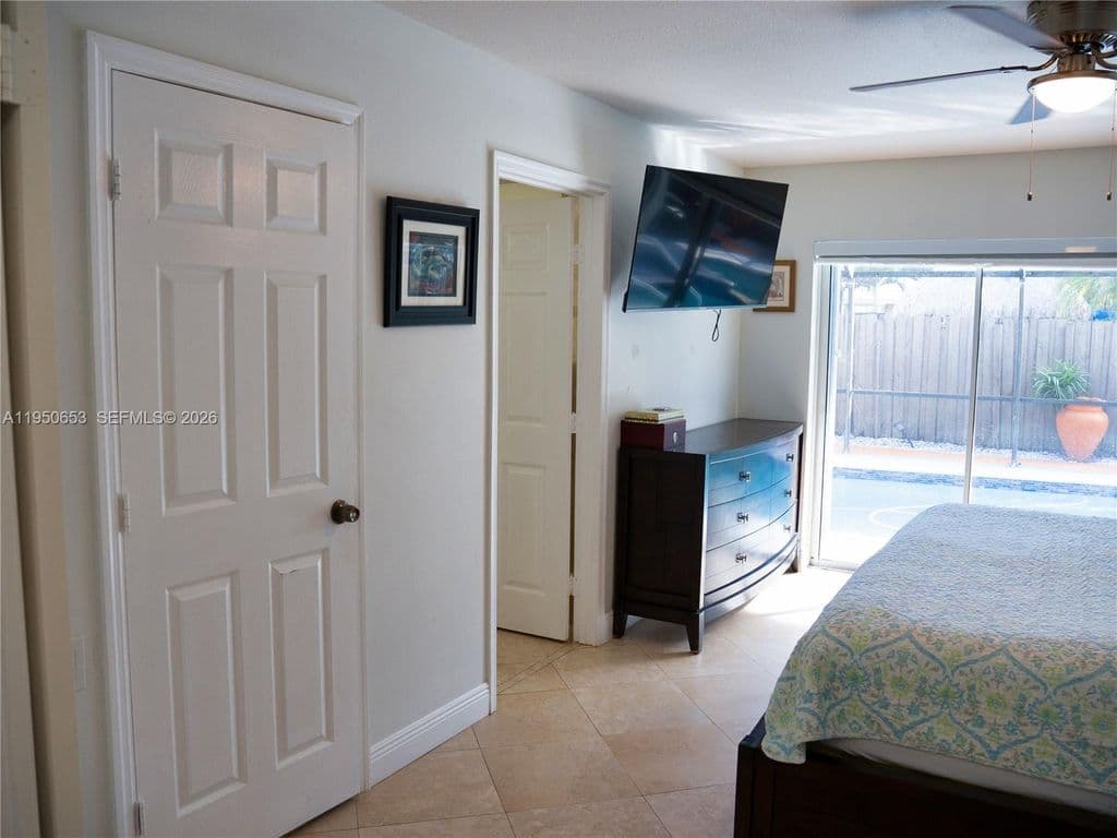 5+1 Müstakil ev — 9420 SW 212th Ter