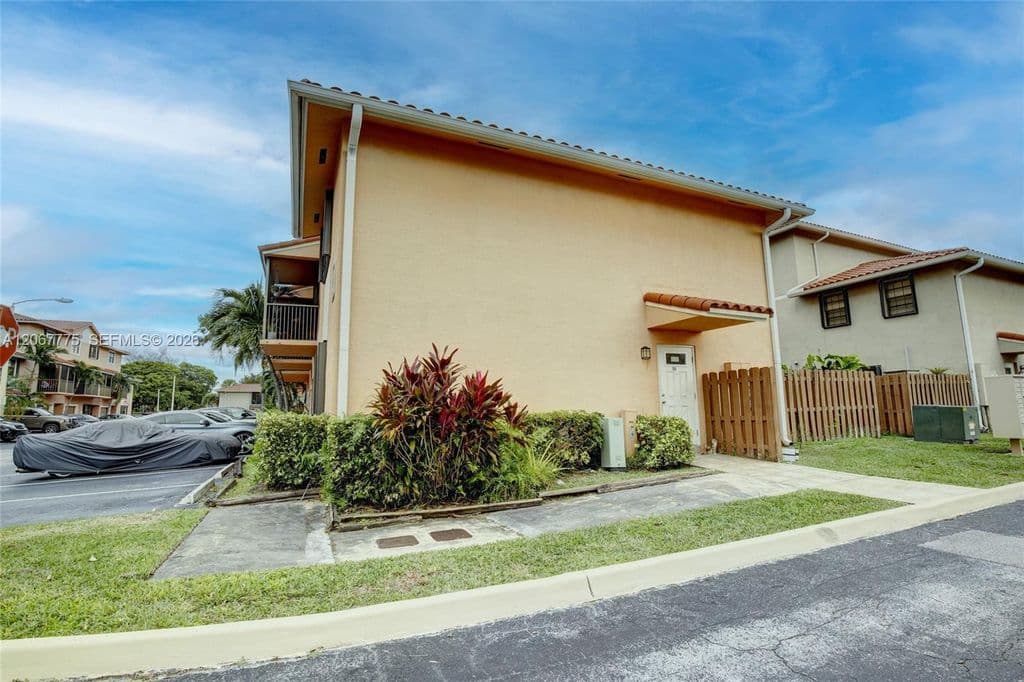 2+1 Mülk — 9874 Hammocks Blvd APT 108-49