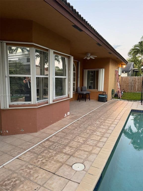 4+1 Müstakil ev — 15234 SW 140th St
