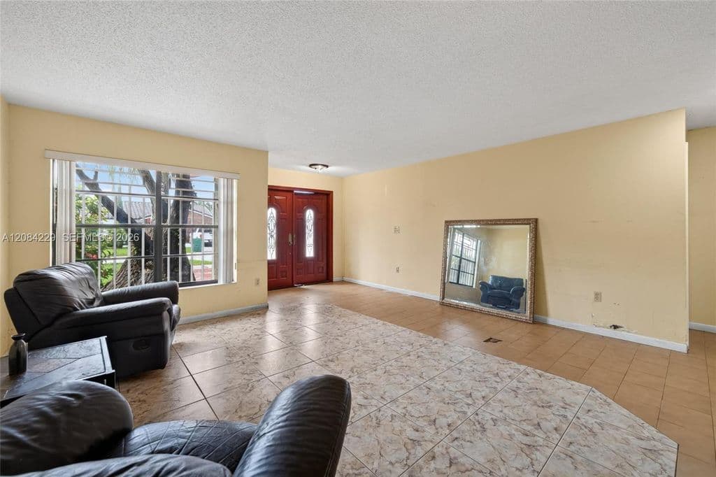 3+1 Müstakil ev — 13217 SW 44th Ln