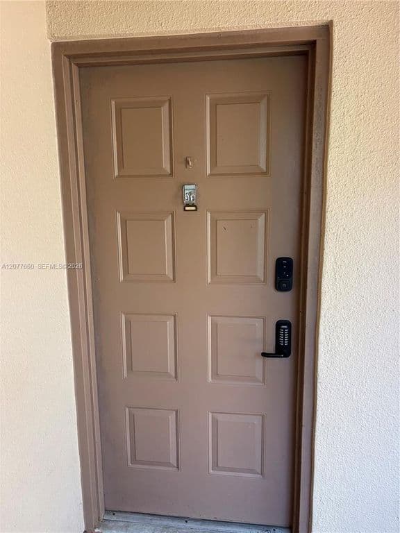 2-bedroom Condo — 6305 Gage Pl APT 309A
