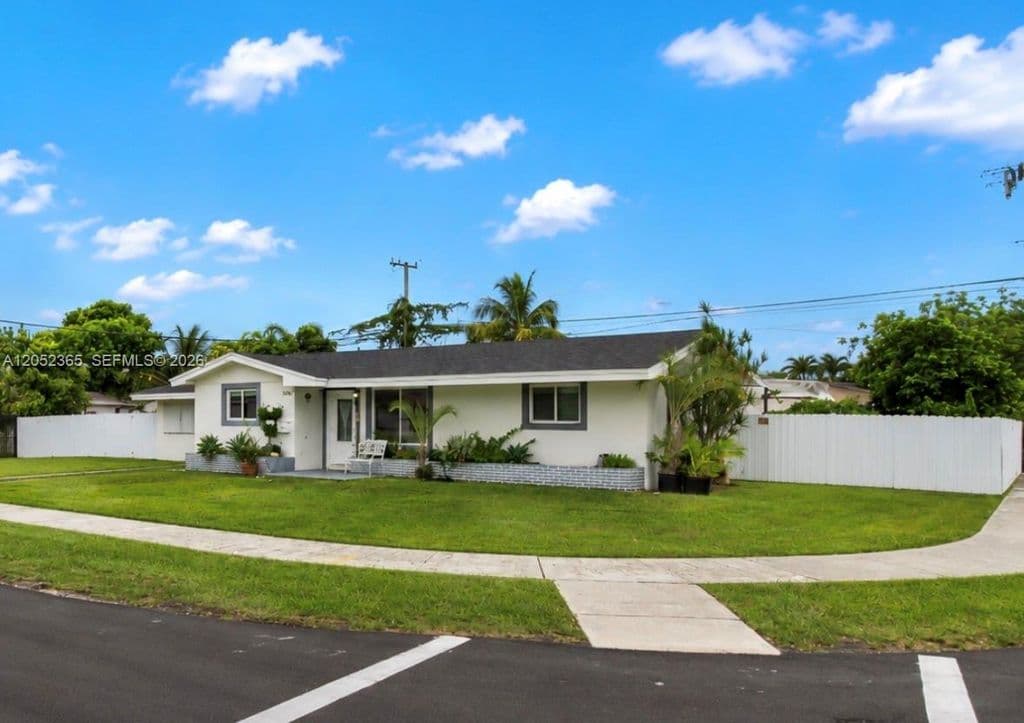 4+1 Müstakil ev — 11241 SW 177th St