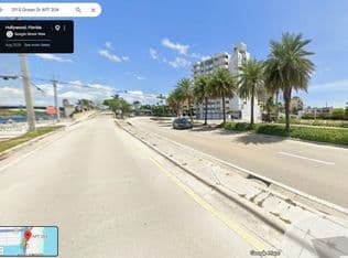2+1 Condo — 211 S Ocean Dr APT 204, Hollywood, 33019