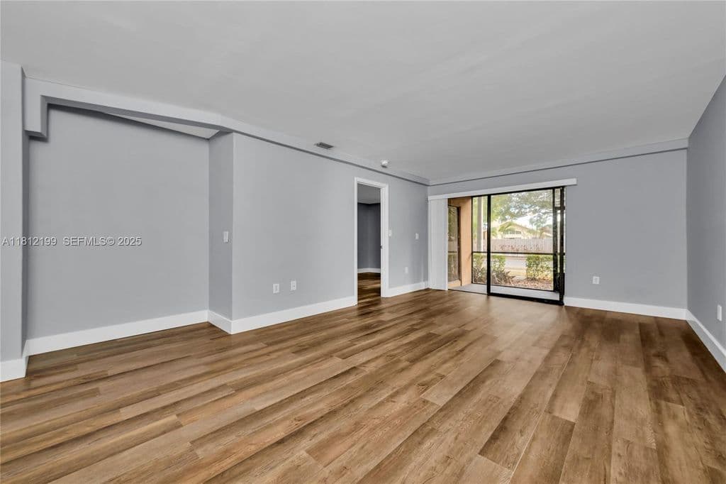 2+1 Condo — 8109 SW 21st Ct #8109