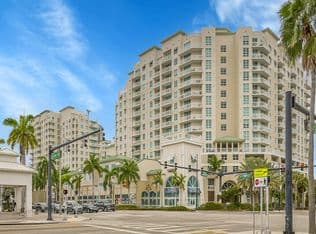 3+1 Condo — 350 N Federal Highway #508, Boynton Beach, 33435
