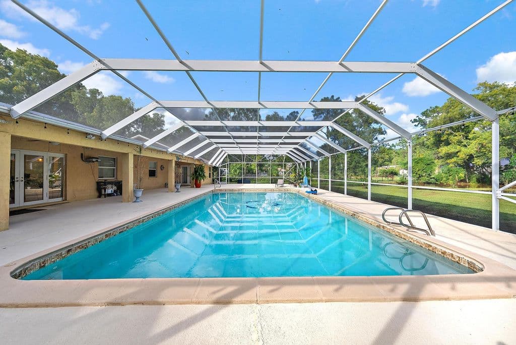 4-bedroom Single-Family Home — 16338 Alexander Run
