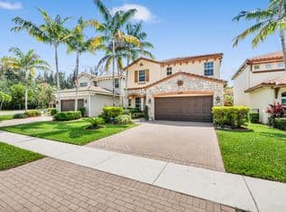5-bedroom Single-Family Home — 4684 Veteran Terrace, Lake Worth, 33463