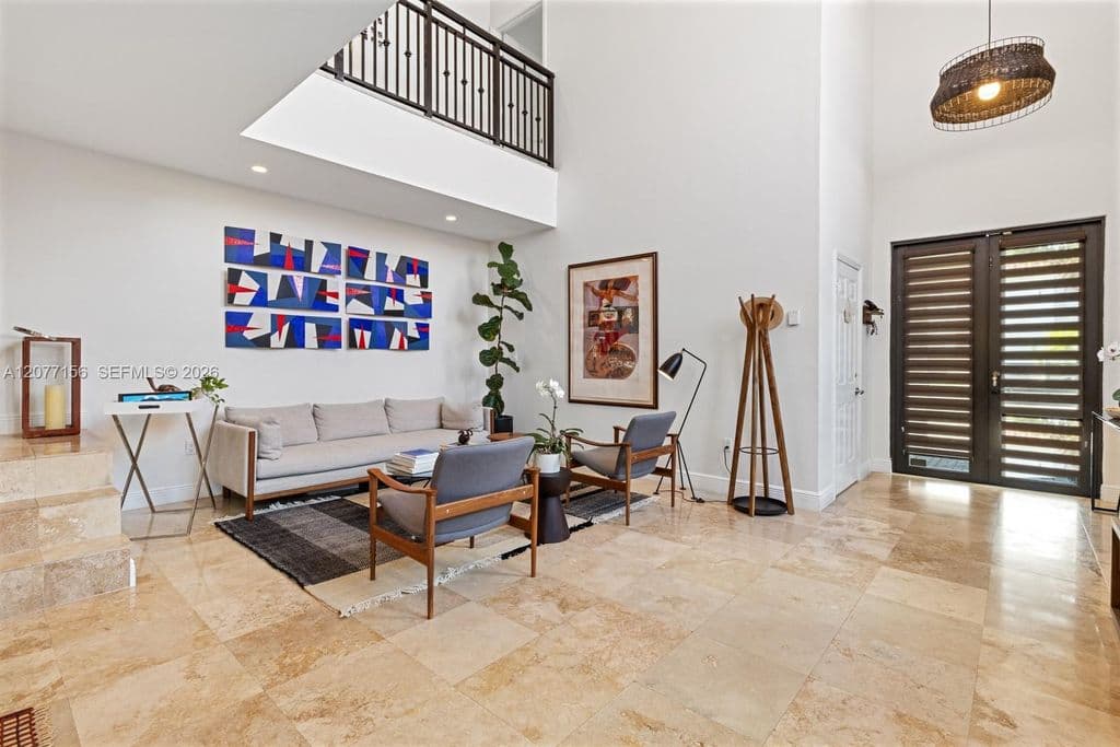 3-bedroom Property — 1211 SW 14th Ave #1211