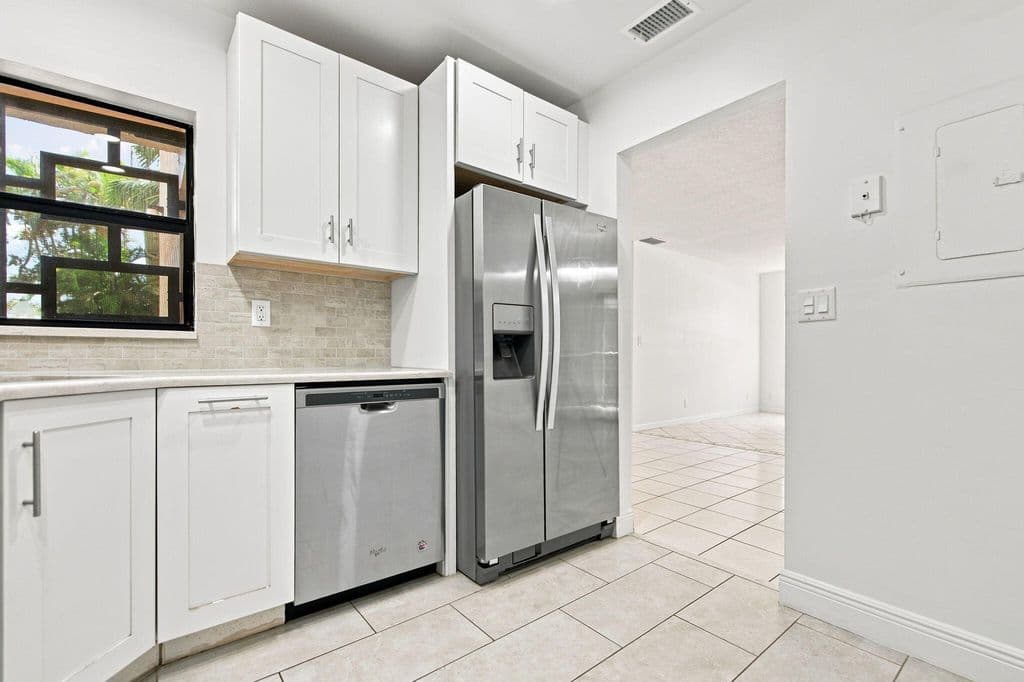3-bedroom Condo — 2662 Carambola Circle N