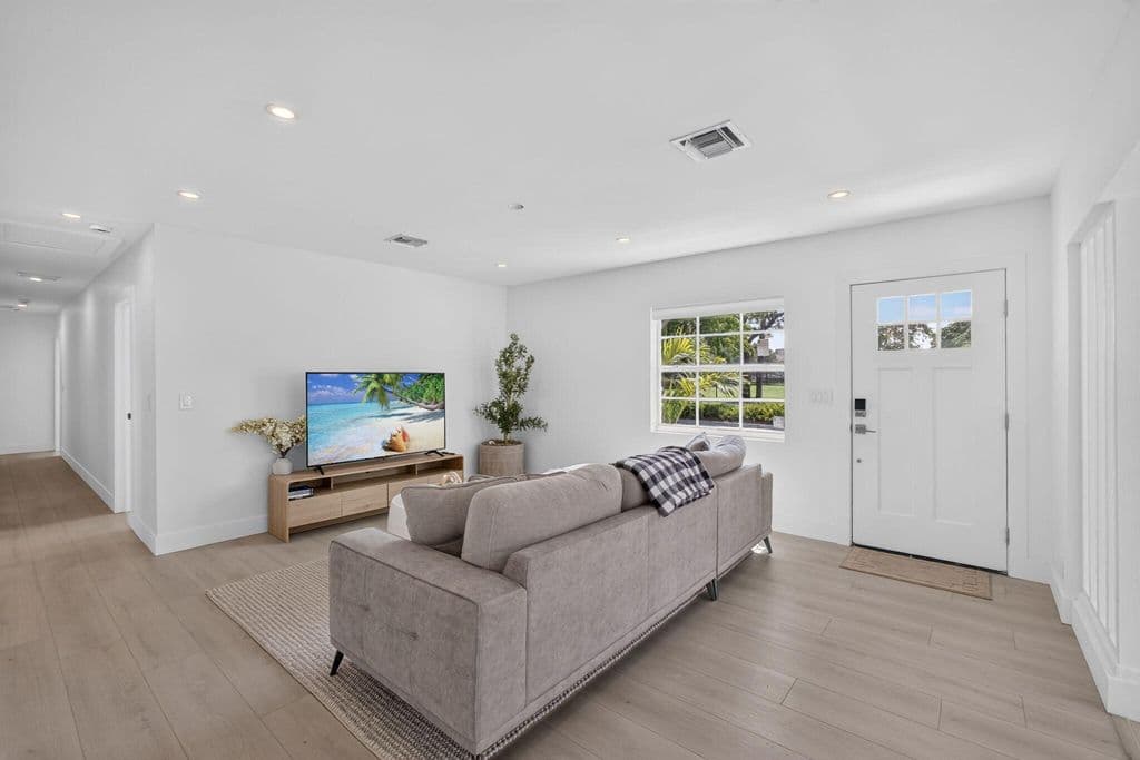4+1 Müstakil ev — 3400 PARKER Avenue