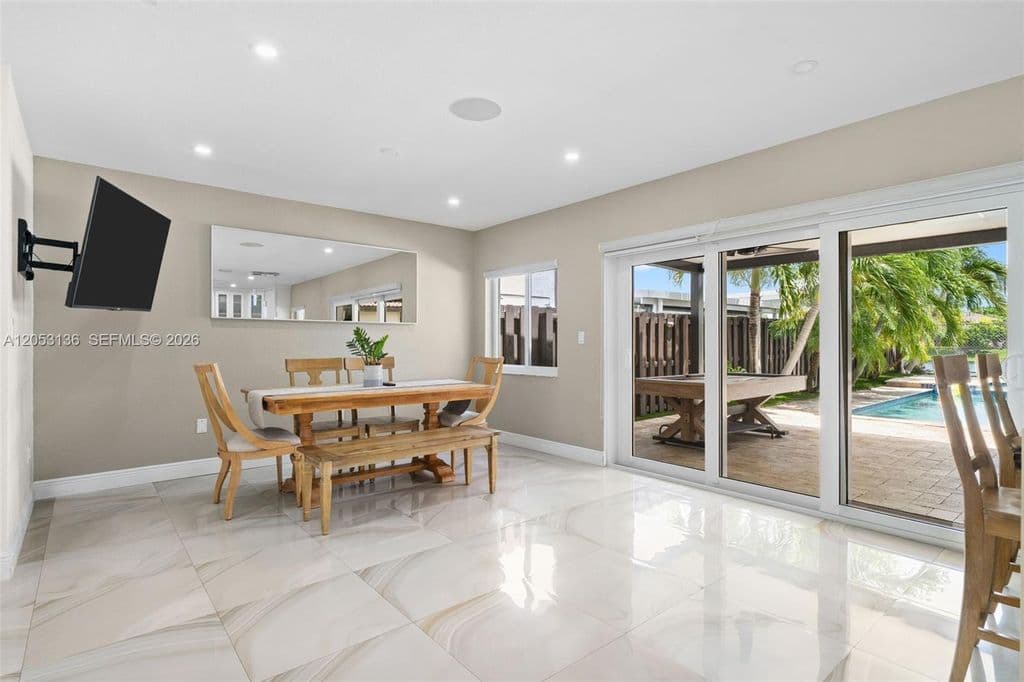 4+1 Müstakil ev — 12050 SW 135th Ter