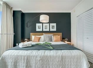 1-bedroom Condo — 2889 McFarlane Rd #1112, Miami, 33133
