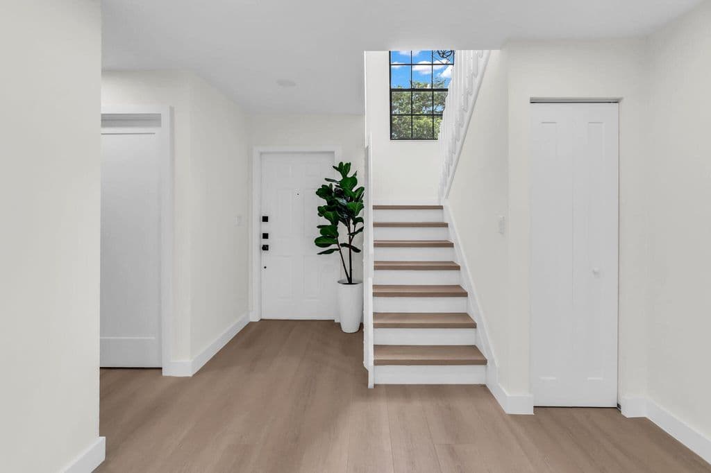 3-bedroom Property — 176 NW 106th Terrace